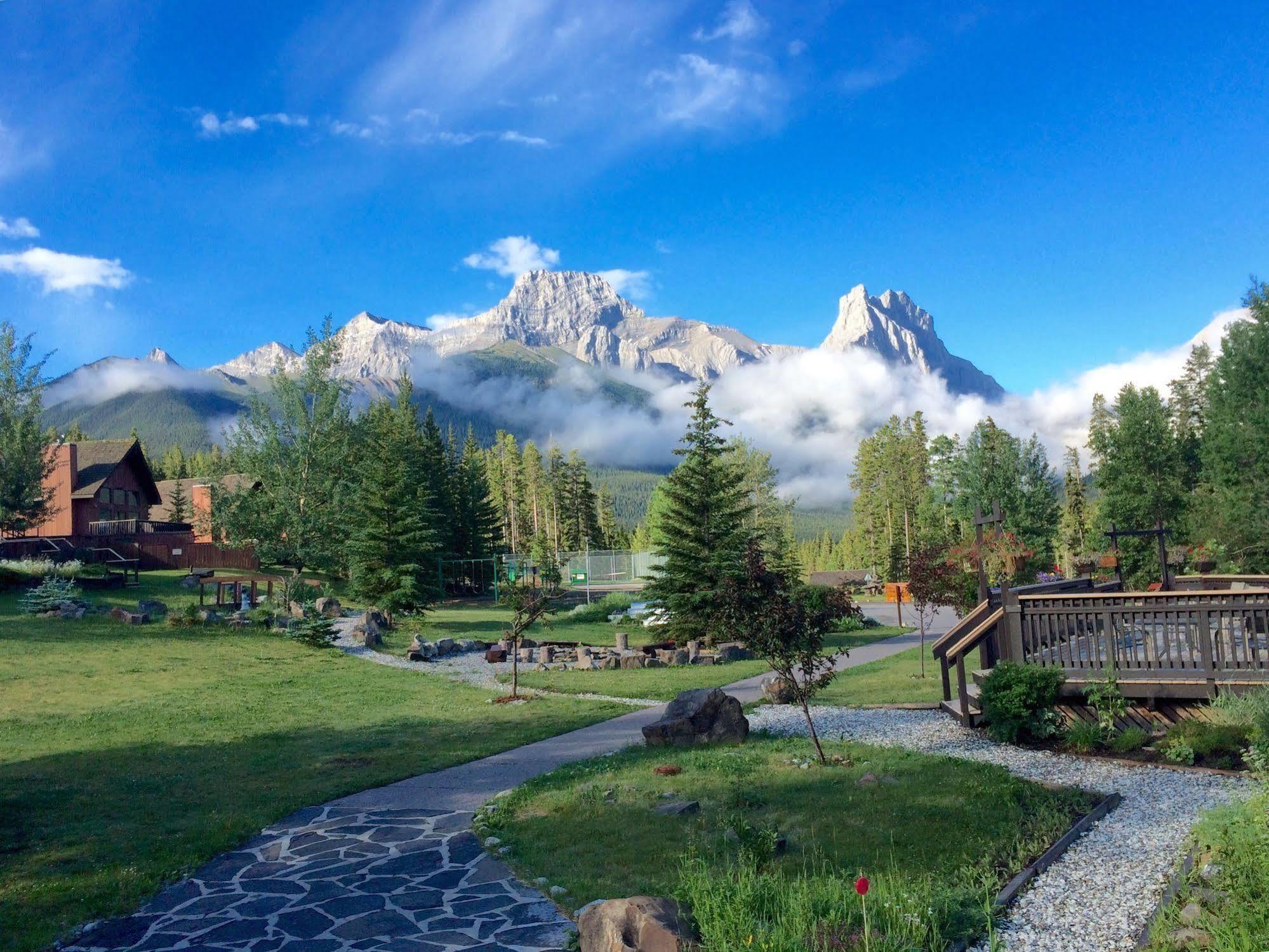 Banff Gate Mountain Resort Canmore Zewnętrze zdjęcie